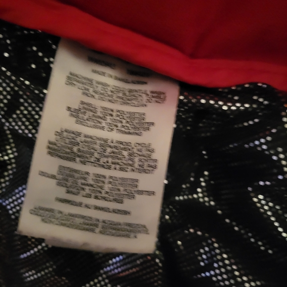 Red winter jacket - Picture 5 of 5